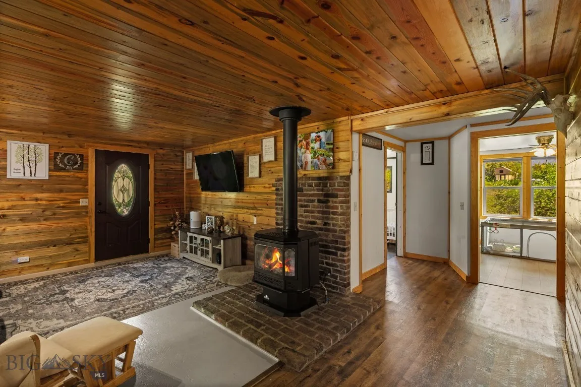 234 Mill Creek Road, Sheridan, Montana 59749, Sheridan, Montana 59749, ,Residential Income,For Sale,234 Mill Creek Road, Sheridan, Montana 59749,0,402938