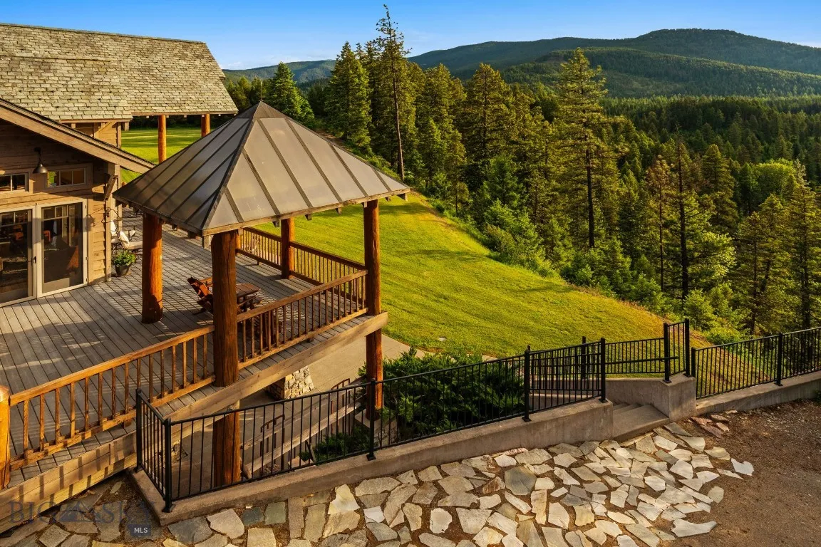 135 Squire Lane South, Trout Creek, Montana 59874, Trout Creek, Montana 59874, 8 Bedrooms Bedrooms, ,2 BathroomsBathrooms,Residential,For Sale,135 Squire Lane South, Trout Creek, Montana 59874,0,402664