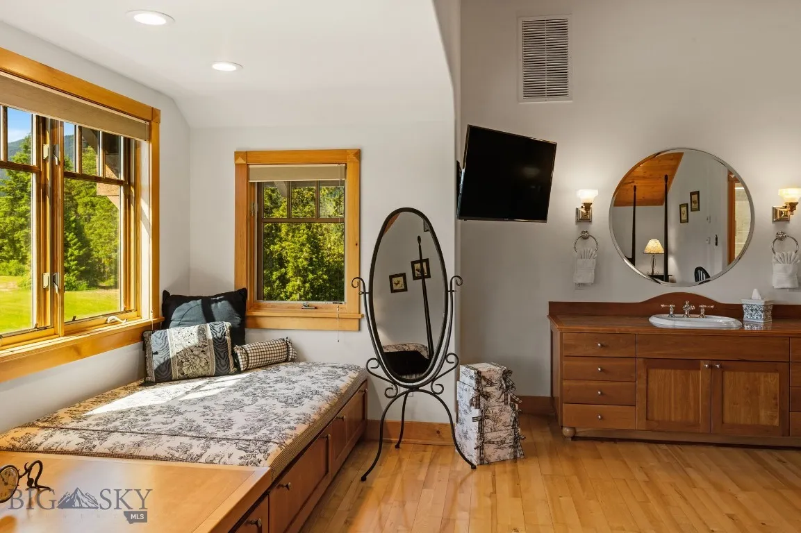 135 Squire Lane South, Trout Creek, Montana 59874, Trout Creek, Montana 59874, 8 Bedrooms Bedrooms, ,2 BathroomsBathrooms,Residential,For Sale,135 Squire Lane South, Trout Creek, Montana 59874,0,402664