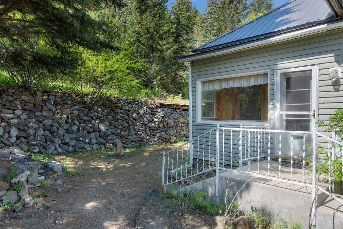 411 W 7th Street, Anaconda, Montana 59711, Anaconda, Montana 59711, 5 Bedrooms Bedrooms, ,2 BathroomsBathrooms,Residential,For Sale,411 W 7th Street, Anaconda, Montana 59711,0,403013