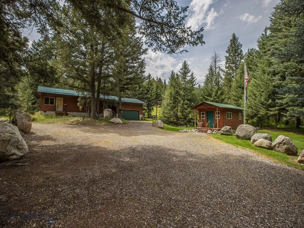 House #2 and guest cabin