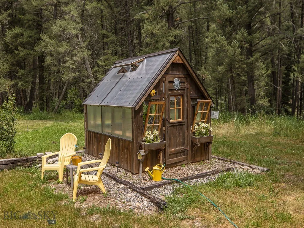 The Green House