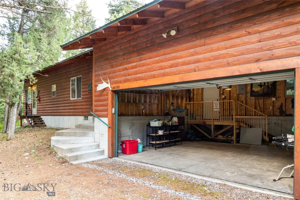 House #2-large garage