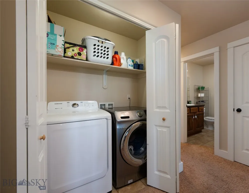 996 Saxon Way B, Bozeman, Montana 59718, Bozeman, Montana 59718, 3 Bedrooms Bedrooms, ,2 BathroomsBathrooms,Residential,For Sale,996 Saxon Way B, Bozeman, Montana 59718,402735