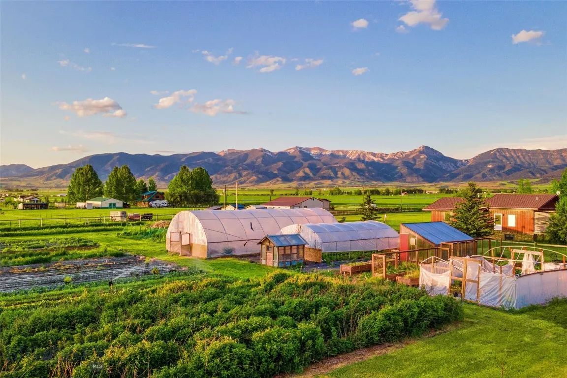 3573 Spain Bridge Road, Belgrade, Montana 59714, Belgrade, Montana 59714, 4 Bedrooms Bedrooms, ,2 BathroomsBathrooms,Residential,For Sale,3573 Spain Bridge Road, Belgrade, Montana 59714,403061