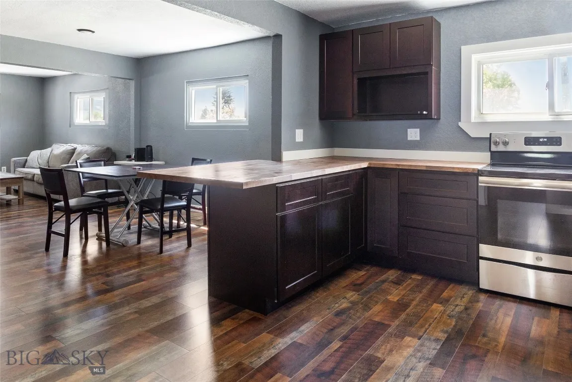 4053 Wynne Avenue, Butte, Montana 59701, Butte, Montana 59701, 2 Bedrooms Bedrooms, ,2 BathroomsBathrooms,Residential,For Sale,4053 Wynne Avenue, Butte, Montana 59701,0,403114