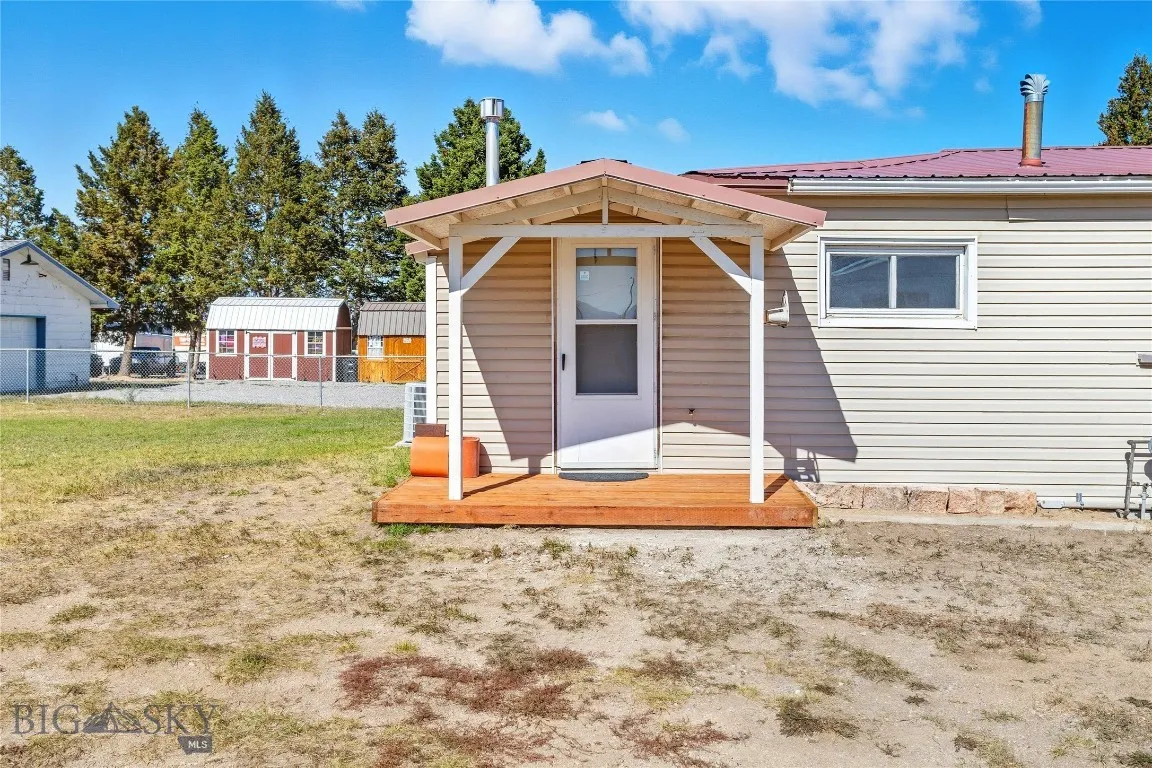 4053 Wynne Avenue, Butte, Montana 59701, Butte, Montana 59701, 2 Bedrooms Bedrooms, ,2 BathroomsBathrooms,Residential,For Sale,4053 Wynne Avenue, Butte, Montana 59701,0,403114