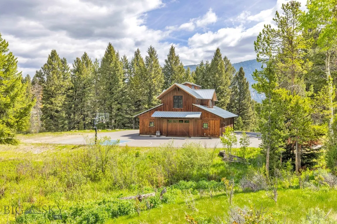 238 Great Gray Hollow, Gallatin Gateway, Montana 5, Gallatin Gateway, Montana 59730, 5 Bedrooms Bedrooms, ,5 BathroomsBathrooms,Residential,For Sale,238 Great Gray Hollow, Gallatin Gateway, Montana 5,0,402520