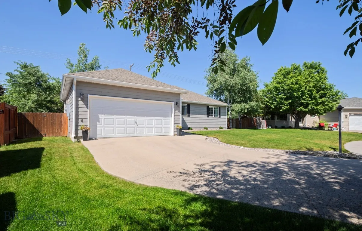 521 Dove Court, Bozeman, Montana 59718, Bozeman, Montana 59718, 3 Bedrooms Bedrooms, ,2 BathroomsBathrooms,Residential,For Sale,521 Dove Court, Bozeman, Montana 59718,403096