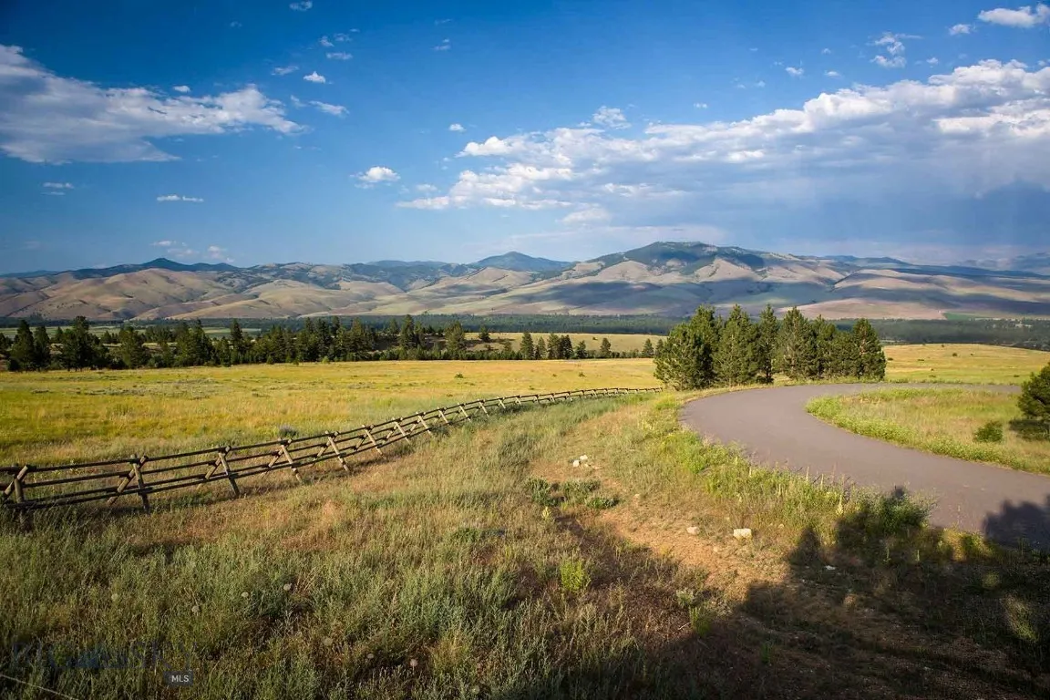 8337 Lamar Trail, Lolo, Montana 59847, Lolo, Montana 59847, 5 Bedrooms Bedrooms, ,3 BathroomsBathrooms,Residential,For Sale,8337 Lamar Trail, Lolo, Montana 59847,402275