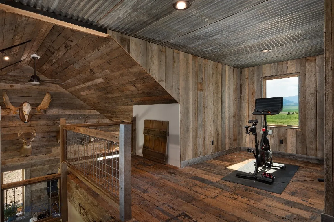 Exercise Nook with view of Hollowtop Mountain in the Tobacco Roots