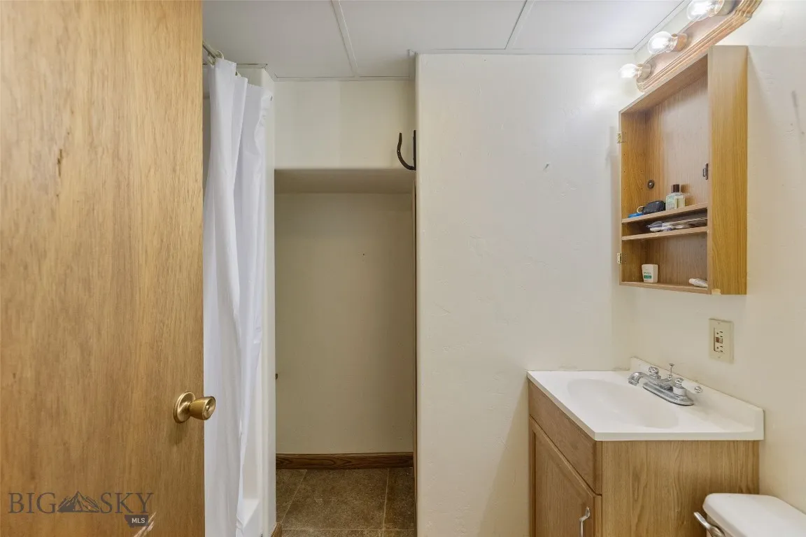 120 N Pine Butte Road, Bozeman, Montana 59718, Bozeman, Montana 59718, 5 Bedrooms Bedrooms, ,1 BathroomBathrooms,Residential,For Sale,120 N Pine Butte Road, Bozeman, Montana 59718,403109