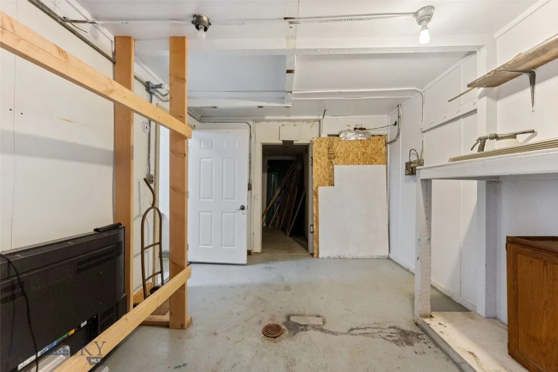 120 N Pine Butte Road, Bozeman, Montana 59718, Bozeman, Montana 59718, 5 Bedrooms Bedrooms, ,1 BathroomBathrooms,Residential,For Sale,120 N Pine Butte Road, Bozeman, Montana 59718,403109