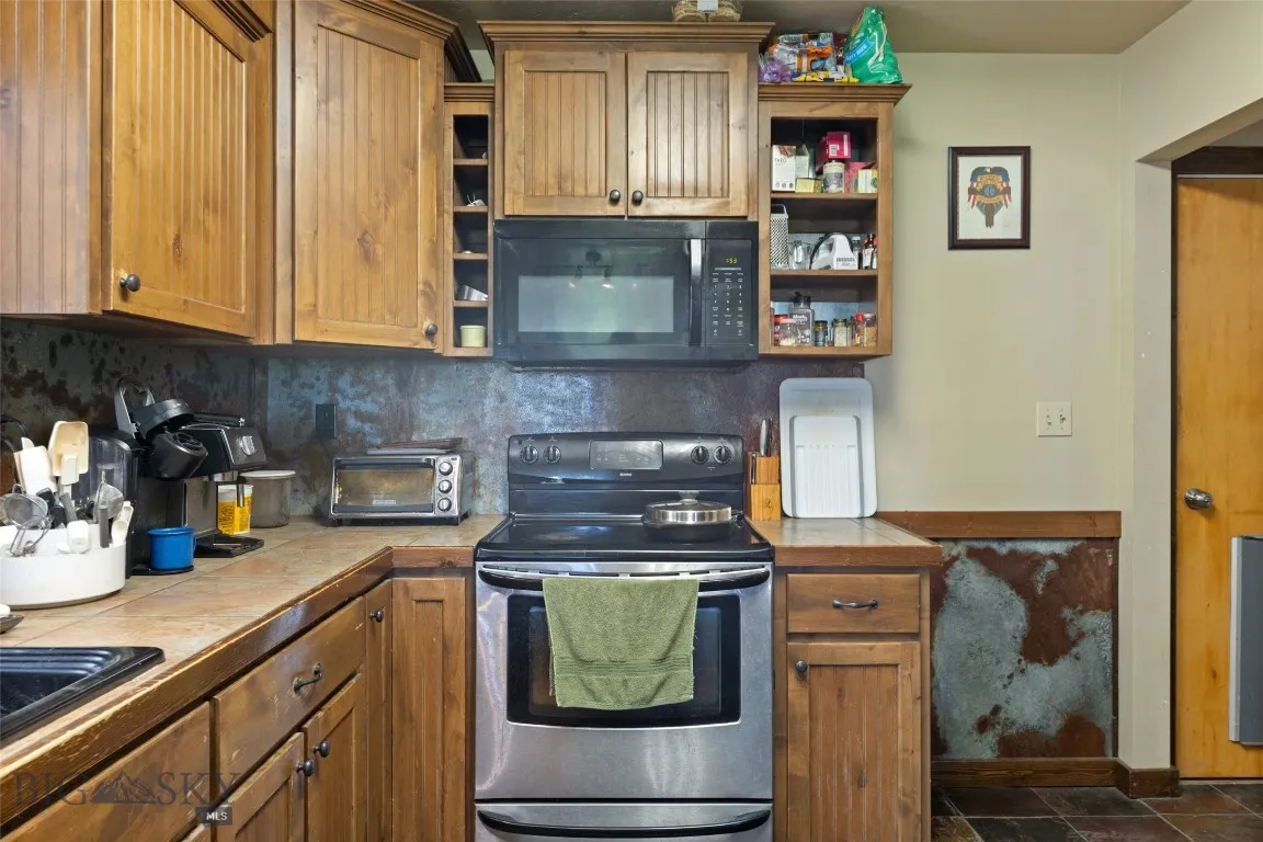 120 N Pine Butte Road, Bozeman, Montana 59718, Bozeman, Montana 59718, 5 Bedrooms Bedrooms, ,1 BathroomBathrooms,Residential,For Sale,120 N Pine Butte Road, Bozeman, Montana 59718,403109