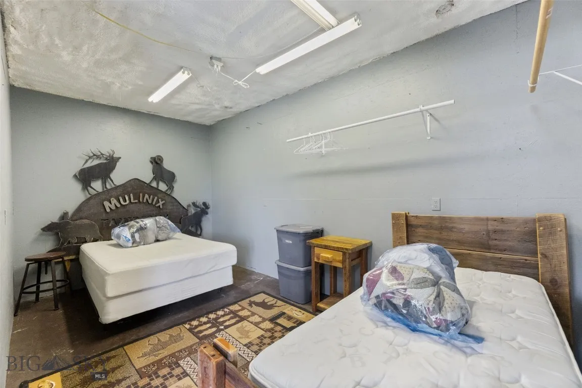 120 N Pine Butte Road, Bozeman, Montana 59718, Bozeman, Montana 59718, 5 Bedrooms Bedrooms, ,1 BathroomBathrooms,Residential,For Sale,120 N Pine Butte Road, Bozeman, Montana 59718,403109