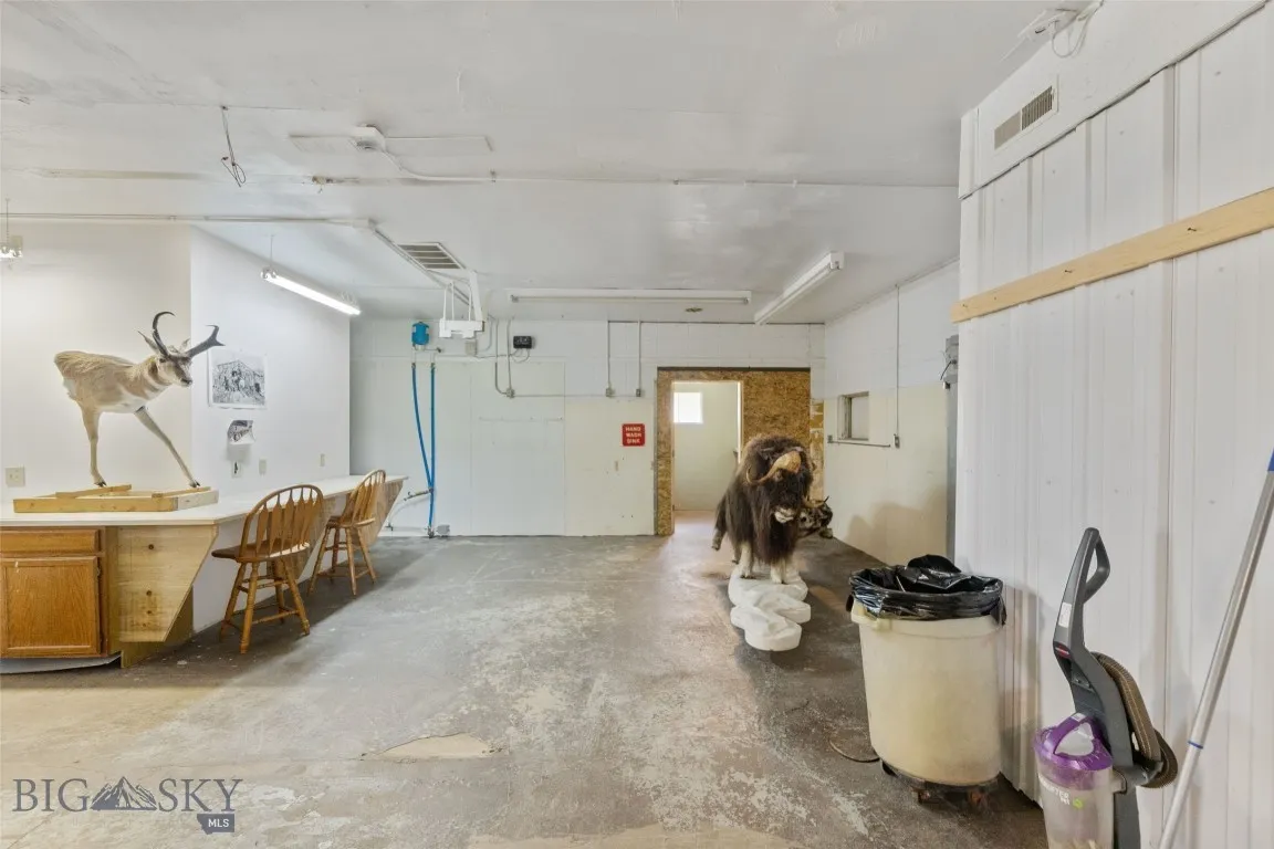 120 N Pine Butte Road, Bozeman, Montana 59718, Bozeman, Montana 59718, 5 Bedrooms Bedrooms, ,1 BathroomBathrooms,Residential,For Sale,120 N Pine Butte Road, Bozeman, Montana 59718,403109