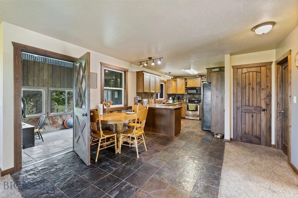 120 N Pine Butte Road, Bozeman, Montana 59718, Bozeman, Montana 59718, 5 Bedrooms Bedrooms, ,1 BathroomBathrooms,Residential,For Sale,120 N Pine Butte Road, Bozeman, Montana 59718,403109