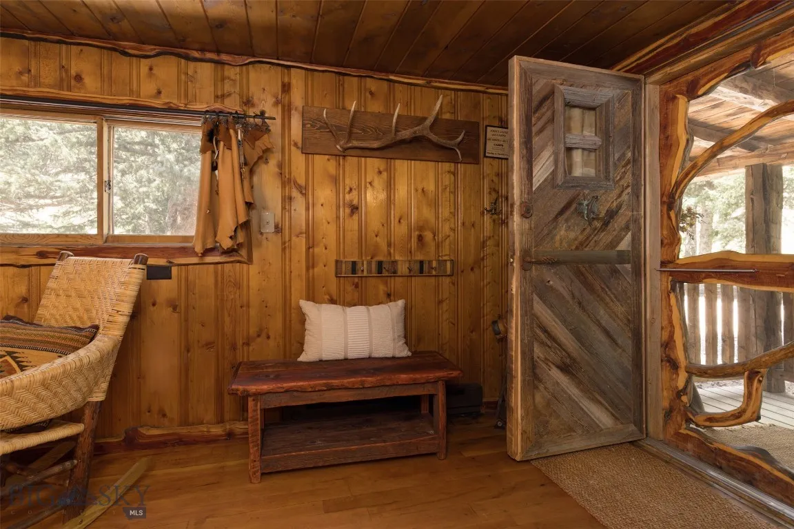 48500 Gallatin Road, Big Sky, Montana 59730, Big Sky, Montana 59730, 5 Bedrooms Bedrooms, ,4 BathroomsBathrooms,Residential,For Sale,48500 Gallatin Road, Big Sky, Montana 59730,402012