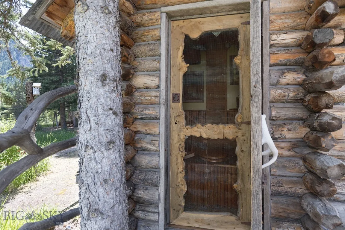 48500 Gallatin Road, Big Sky, Montana 59730, Big Sky, Montana 59730, 5 Bedrooms Bedrooms, ,4 BathroomsBathrooms,Residential,For Sale,48500 Gallatin Road, Big Sky, Montana 59730,402012