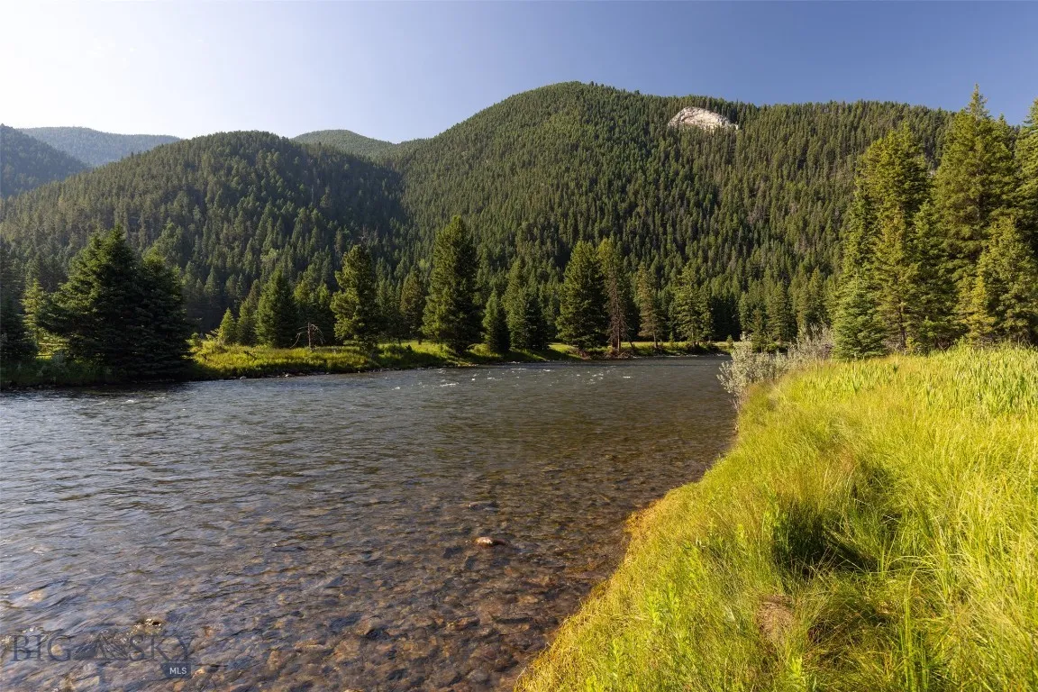 48500 Gallatin Road, Big Sky, Montana 59730, Big Sky, Montana 59730, 5 Bedrooms Bedrooms, ,4 BathroomsBathrooms,Residential,For Sale,48500 Gallatin Road, Big Sky, Montana 59730,402012
