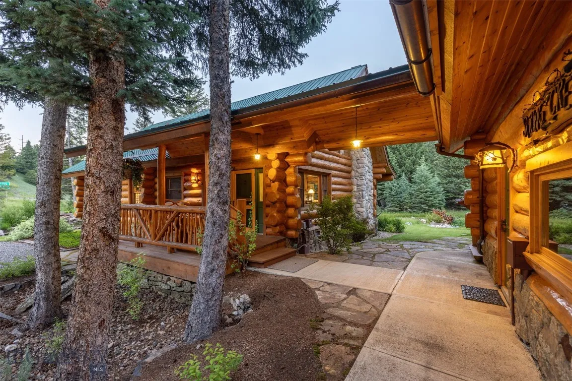 48500 Gallatin Road, Big Sky, Montana 59730, Big Sky, Montana 59730, 5 Bedrooms Bedrooms, ,4 BathroomsBathrooms,Residential,For Sale,48500 Gallatin Road, Big Sky, Montana 59730,402012