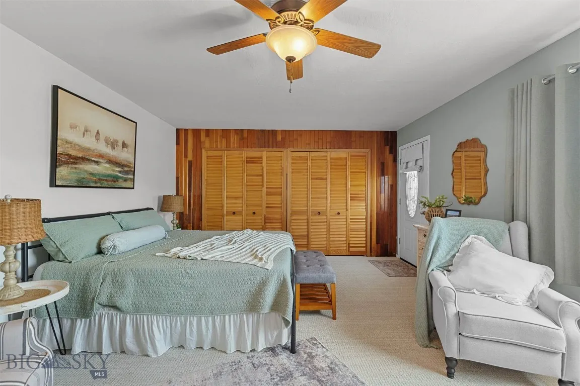 Oversized bedroom with access to private back yard deck