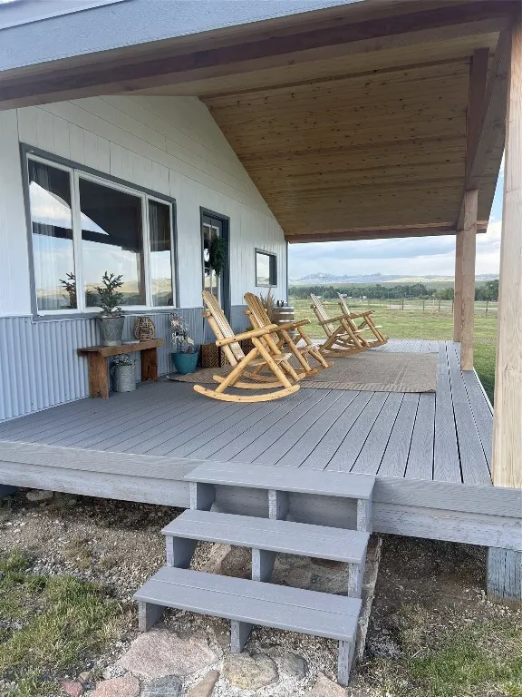 Covered deck features no maintenance construction