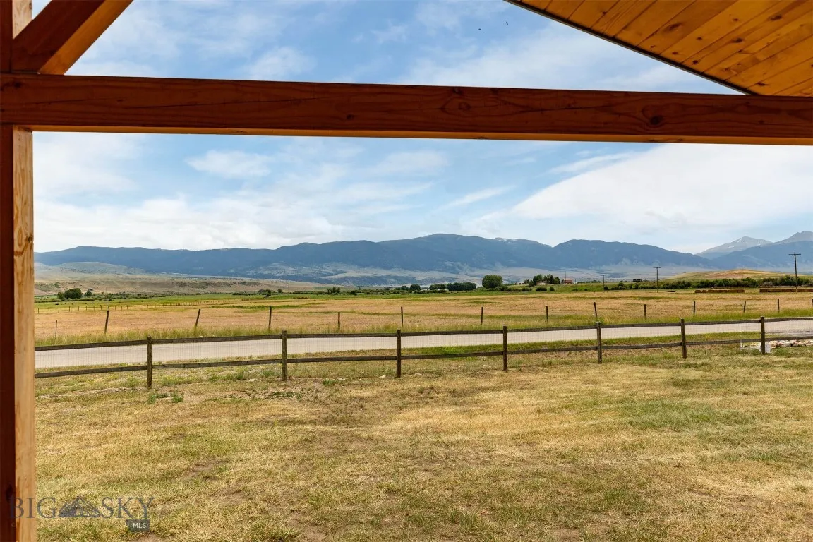 183 N Meadow Creek, Mcallister, Montana 59740, Mc Allister, Montana 59740, 4 Bedrooms Bedrooms, ,2 BathroomsBathrooms,Residential,For Sale,183 N Meadow Creek, Mcallister, Montana 59740,403092