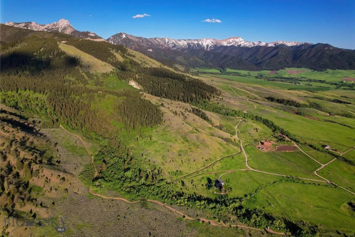 Four Bar Ranch Corbly Gulch, Belgrade, Montana 597, Belgrade, Montana 59714, 4 Bedrooms Bedrooms, ,2 BathroomsBathrooms,Residential,For Sale,Four Bar Ranch Corbly Gulch, Belgrade, Montana 597,402196