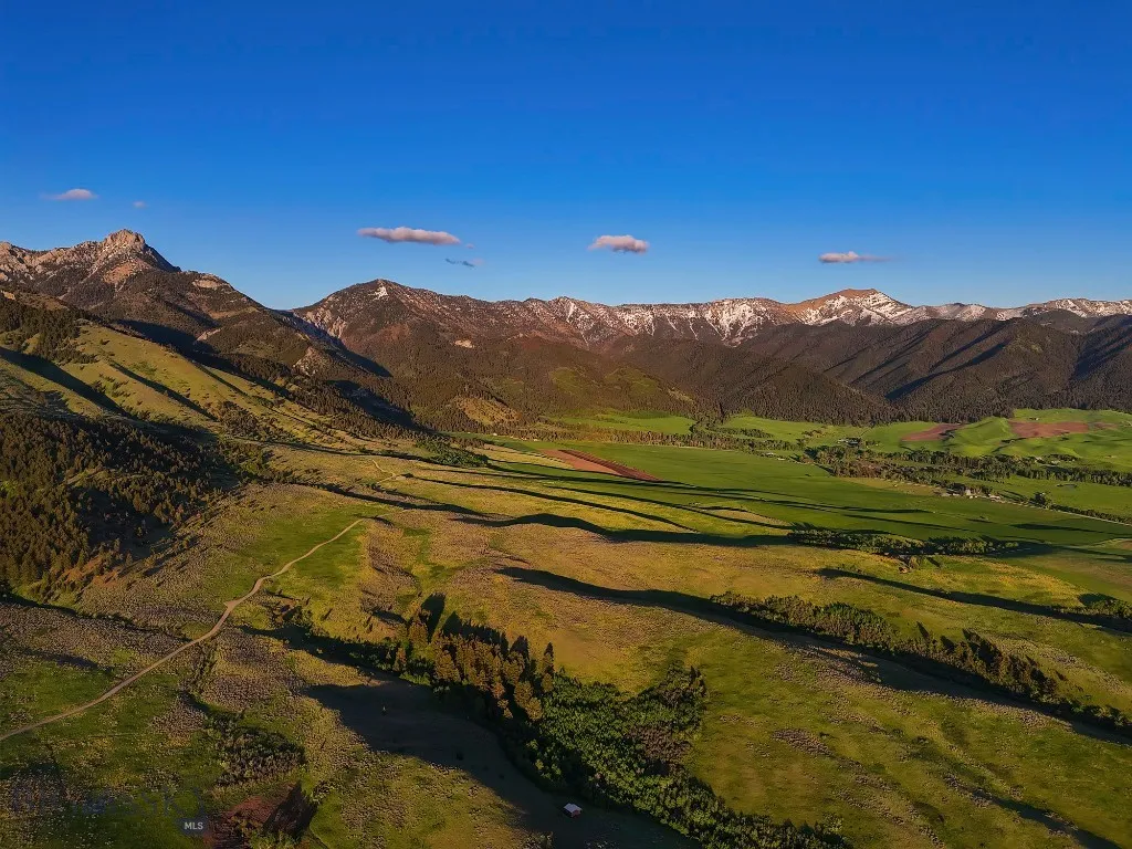 Four Bar Ranch Corbly Gulch, Belgrade, Montana 597, Belgrade, Montana 59714, 4 Bedrooms Bedrooms, ,2 BathroomsBathrooms,Residential,For Sale,Four Bar Ranch Corbly Gulch, Belgrade, Montana 597,402196