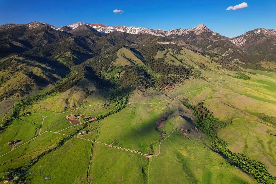 Four Bar Ranch Corbly Gulch, Belgrade, Montana 597, Belgrade, Montana 59714, 4 Bedrooms Bedrooms, ,2 BathroomsBathrooms,Residential,For Sale,Four Bar Ranch Corbly Gulch, Belgrade, Montana 597,402196