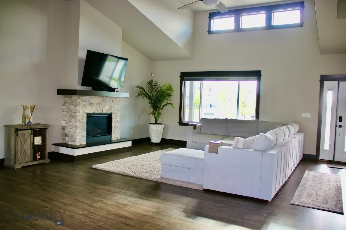 176 Travelers, Manhattan, Montana 59741, Manhattan, Montana 59741, 5 Bedrooms Bedrooms, ,2 BathroomsBathrooms,Residential,For Sale,176 Travelers, Manhattan, Montana 59741,403121