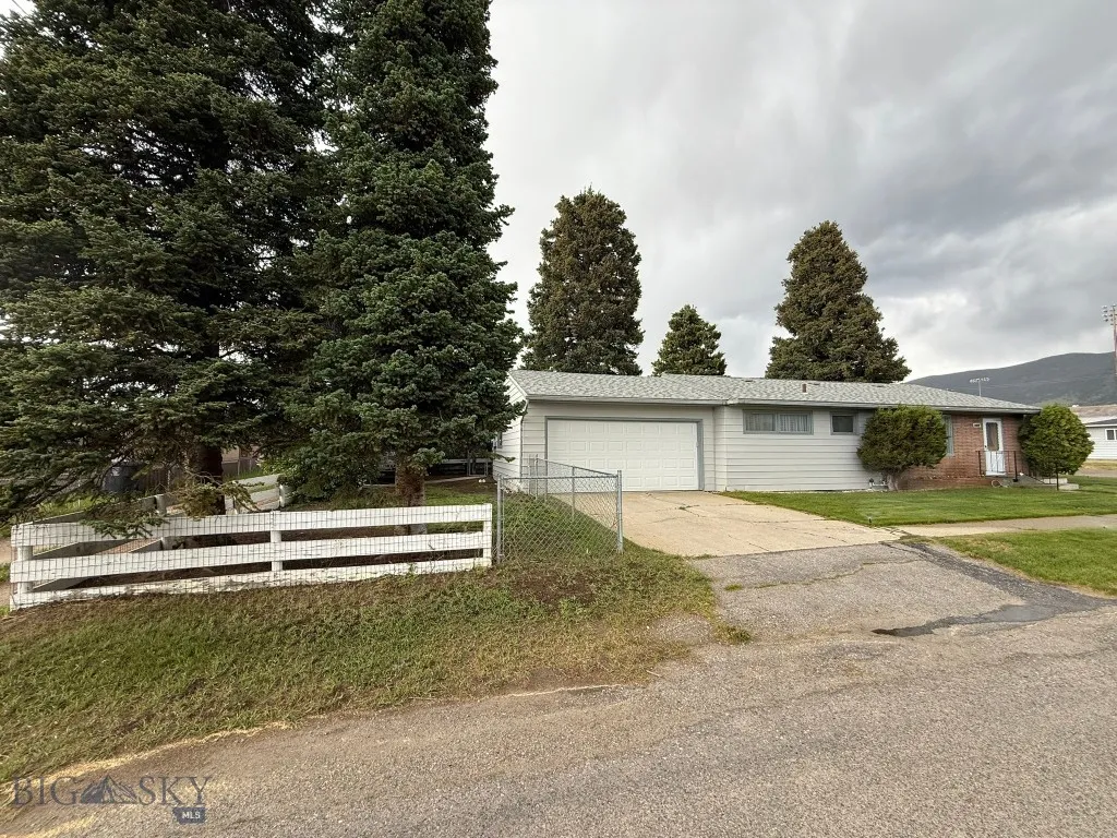 2625 George, Butte, Montana 59701, Butte, Montana 59701, 3 Bedrooms Bedrooms, ,1 BathroomBathrooms,Residential,For Sale,2625 George, Butte, Montana 59701,403162