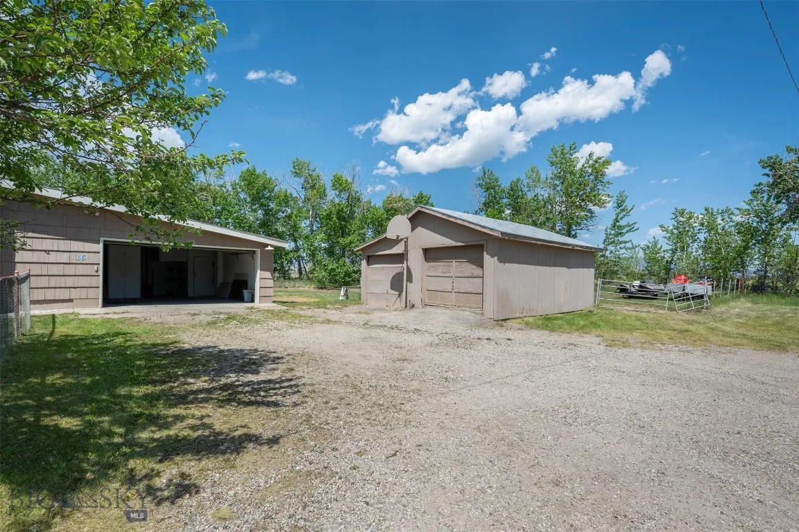 16 N White Street, Anaconda, Montana 59711, Anaconda, Montana 59711, 4 Bedrooms Bedrooms, ,1 BathroomBathrooms,Residential,For Sale,16 N White Street, Anaconda, Montana 59711,403163