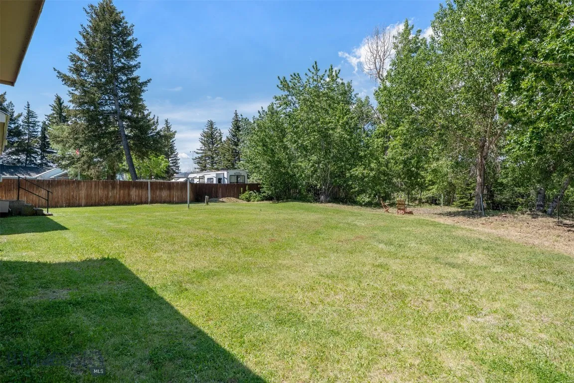 16 N White Street, Anaconda, Montana 59711, Anaconda, Montana 59711, 4 Bedrooms Bedrooms, ,1 BathroomBathrooms,Residential,For Sale,16 N White Street, Anaconda, Montana 59711,403163