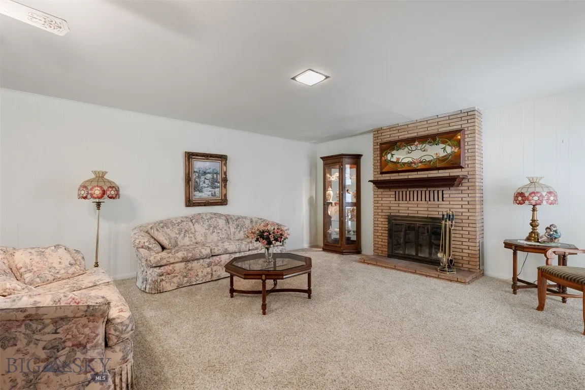 16 N White Street, Anaconda, Montana 59711, Anaconda, Montana 59711, 4 Bedrooms Bedrooms, ,1 BathroomBathrooms,Residential,For Sale,16 N White Street, Anaconda, Montana 59711,403163