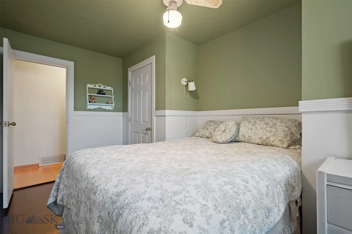16 N White Street, Anaconda, Montana 59711, Anaconda, Montana 59711, 4 Bedrooms Bedrooms, ,1 BathroomBathrooms,Residential,For Sale,16 N White Street, Anaconda, Montana 59711,403163