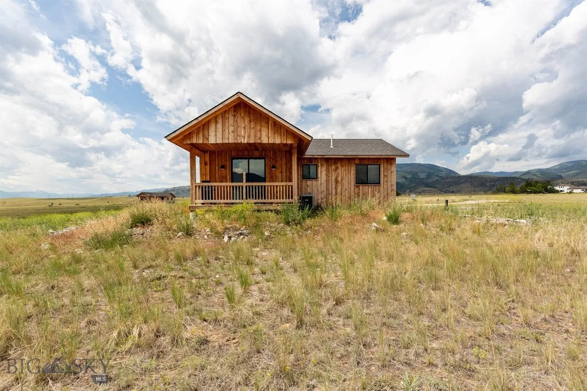 12 Cielo Grande, Livingston, Montana 59047, Livingston, Montana 59047, 2 Bedrooms Bedrooms, ,1 BathroomBathrooms,Residential,For Sale,12 Cielo Grande, Livingston, Montana 59047,403164