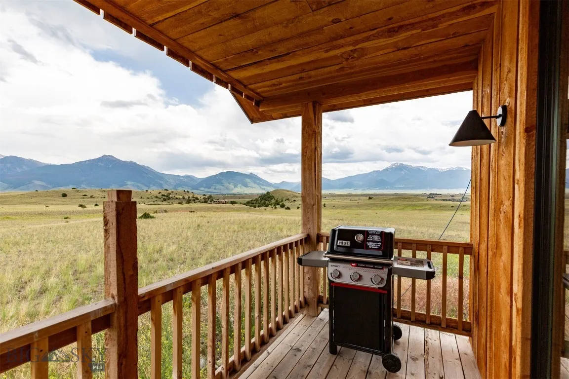12 Cielo Grande, Livingston, Montana 59047, Livingston, Montana 59047, 2 Bedrooms Bedrooms, ,1 BathroomBathrooms,Residential,For Sale,12 Cielo Grande, Livingston, Montana 59047,403164