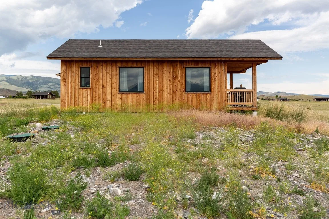 12 Cielo Grande, Livingston, Montana 59047, Livingston, Montana 59047, 2 Bedrooms Bedrooms, ,1 BathroomBathrooms,Residential,For Sale,12 Cielo Grande, Livingston, Montana 59047,403164