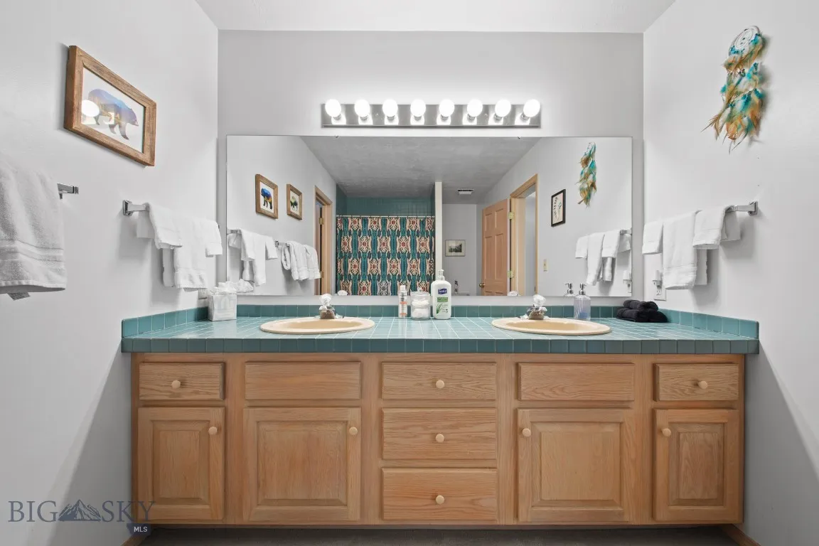 8a Gallatin Drive, Bozeman, Montana 59718, Bozeman, Montana 59718, 3 Bedrooms Bedrooms, ,3 BathroomsBathrooms,Residential,For Sale,8a Gallatin Drive, Bozeman, Montana 59718,403158