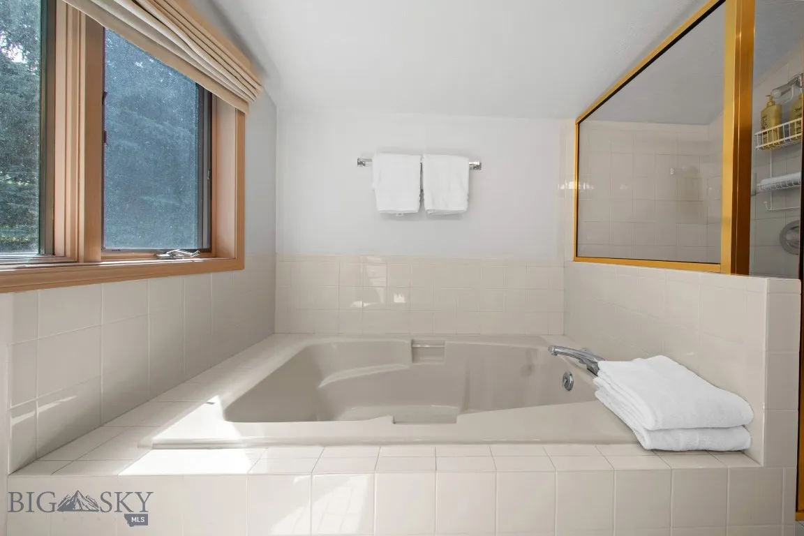 8a Gallatin Drive, Bozeman, Montana 59718, Bozeman, Montana 59718, 3 Bedrooms Bedrooms, ,3 BathroomsBathrooms,Residential,For Sale,8a Gallatin Drive, Bozeman, Montana 59718,403158