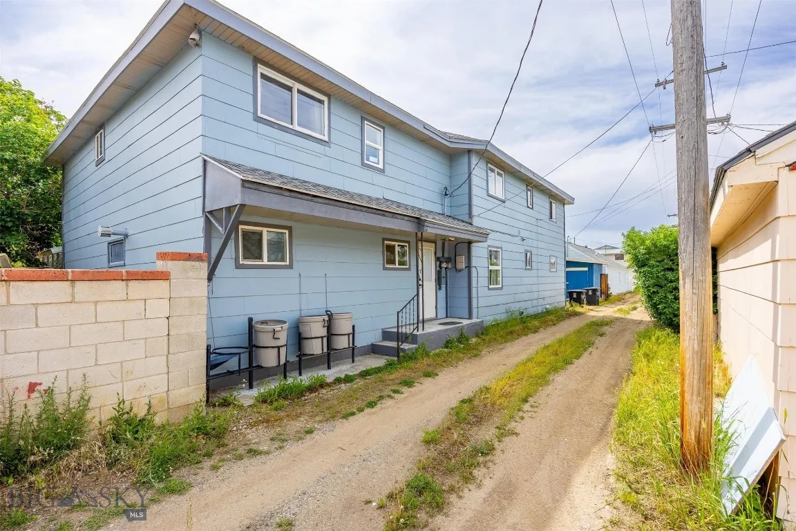 2009 Thornton Avenue, Butte, Montana 59701, Butte, Montana 59701, 6 Bedrooms Bedrooms, ,3 BathroomsBathrooms,Residential,For Sale,2009 Thornton Avenue, Butte, Montana 59701,403188