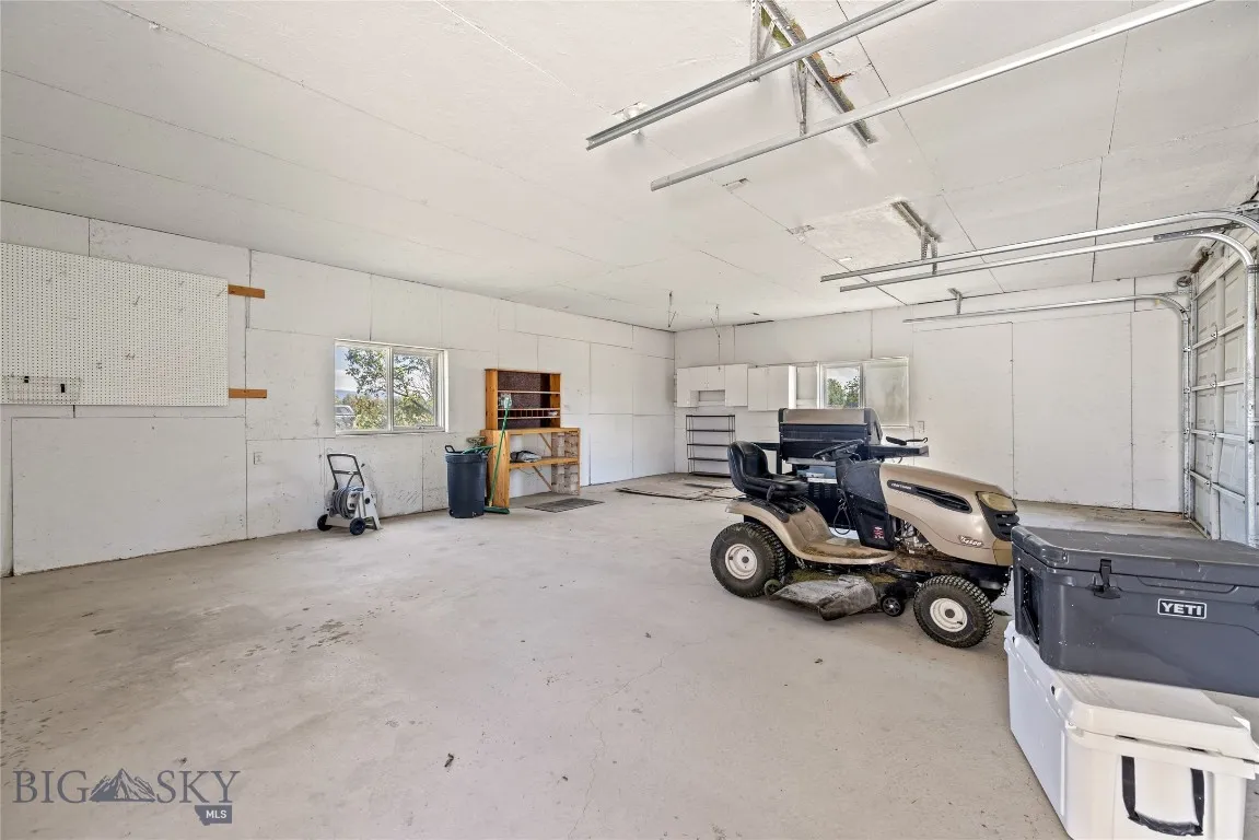 3 car garage