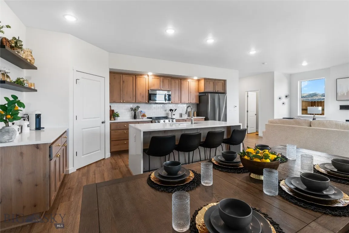 608 Mira Way A, Belgrade, Montana 59714, Belgrade, Montana 59714, 4 Bedrooms Bedrooms, ,2 BathroomsBathrooms,Residential,For Sale,608 Mira Way A, Belgrade, Montana 59714,403195