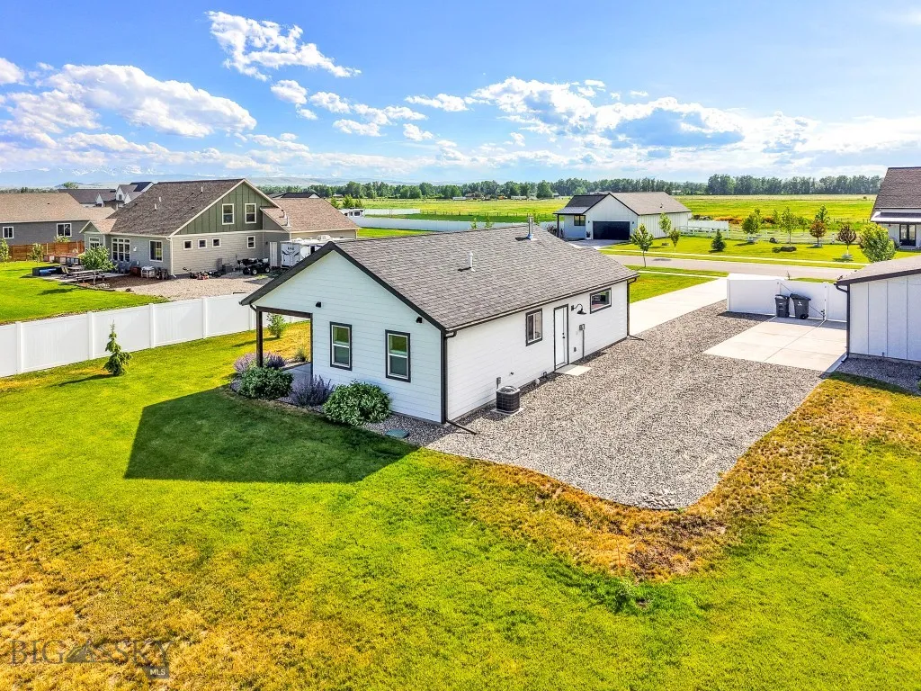 915 Stewart Loop, Bozeman, Montana 59718, Bozeman, Montana 59718, 4 Bedrooms Bedrooms, ,1 BathroomBathrooms,Residential,For Sale,915 Stewart Loop, Bozeman, Montana 59718,403196
