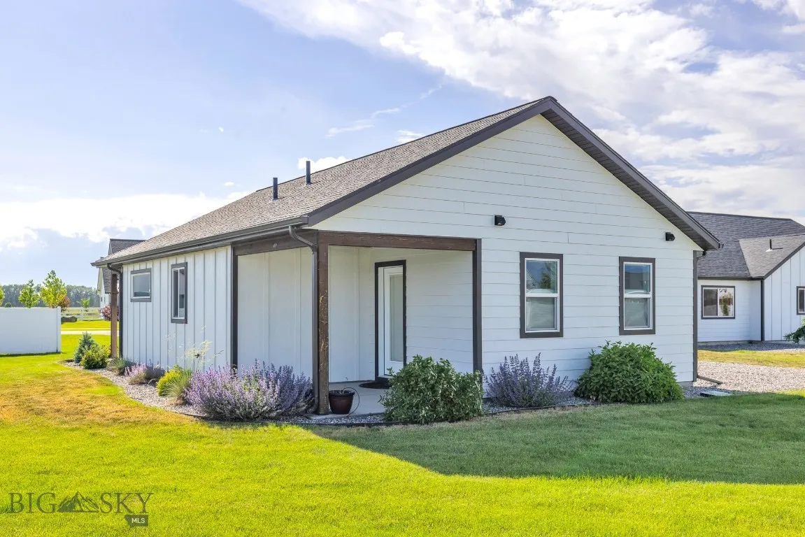 915 Stewart Loop, Bozeman, Montana 59718, Bozeman, Montana 59718, 4 Bedrooms Bedrooms, ,1 BathroomBathrooms,Residential,For Sale,915 Stewart Loop, Bozeman, Montana 59718,403196