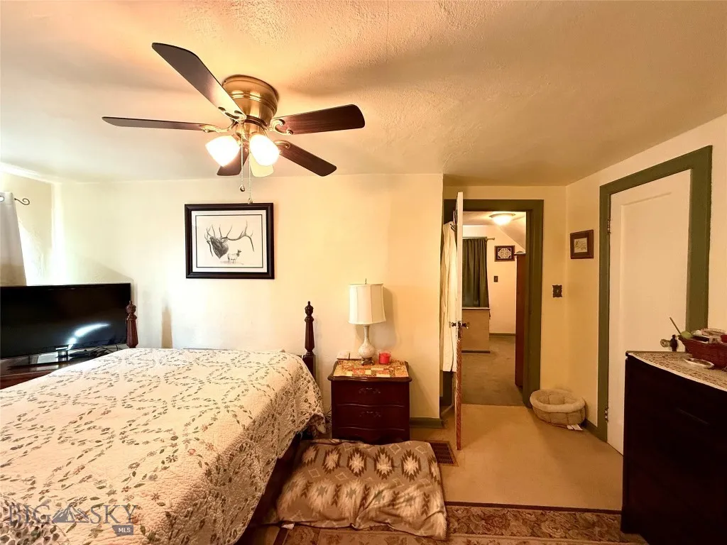 Bedroom #1