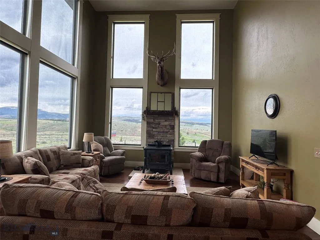 64 Mountain View Trail, White Sulphur Springs, Mon, White Sulphur Springs, Montana 59645, 4 Bedrooms Bedrooms, ,2 BathroomsBathrooms,Residential,For Sale,64 Mountain View Trail, White Sulphur Springs, Mon,0,403201
