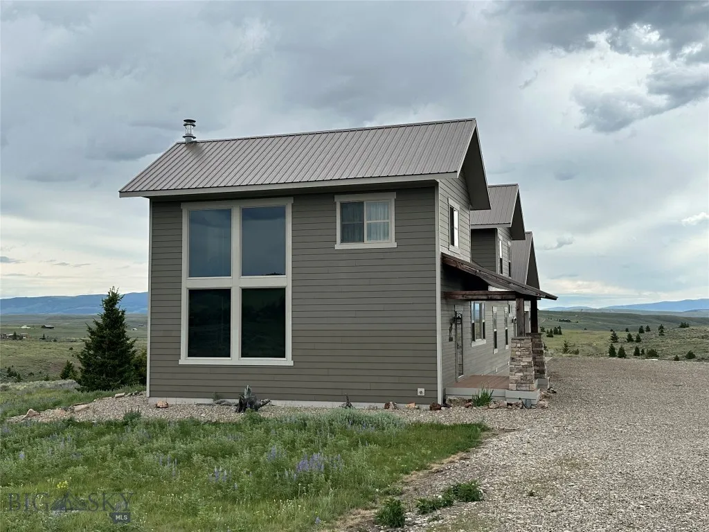 64 Mountain View Trail, White Sulphur Springs, Mon, White Sulphur Springs, Montana 59645, 4 Bedrooms Bedrooms, ,2 BathroomsBathrooms,Residential,For Sale,64 Mountain View Trail, White Sulphur Springs, Mon,0,403201